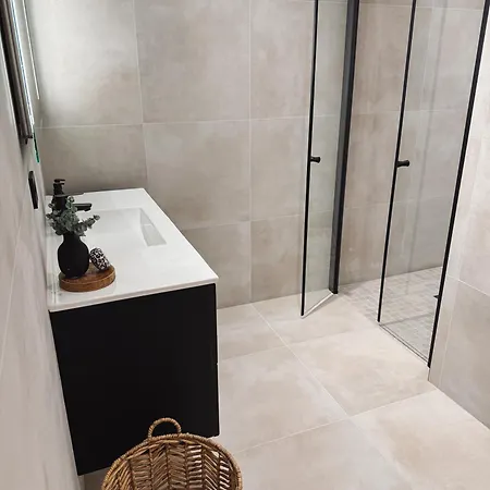 Apartment Modern Haug Retreat, Brand New From 2024 *