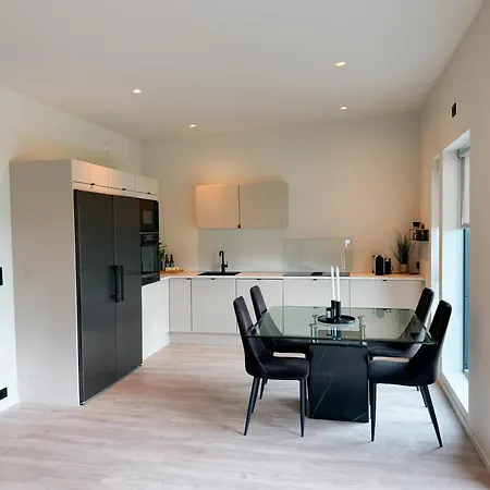 Modern Haug Retreat, Brand New From 2024 Storeidet